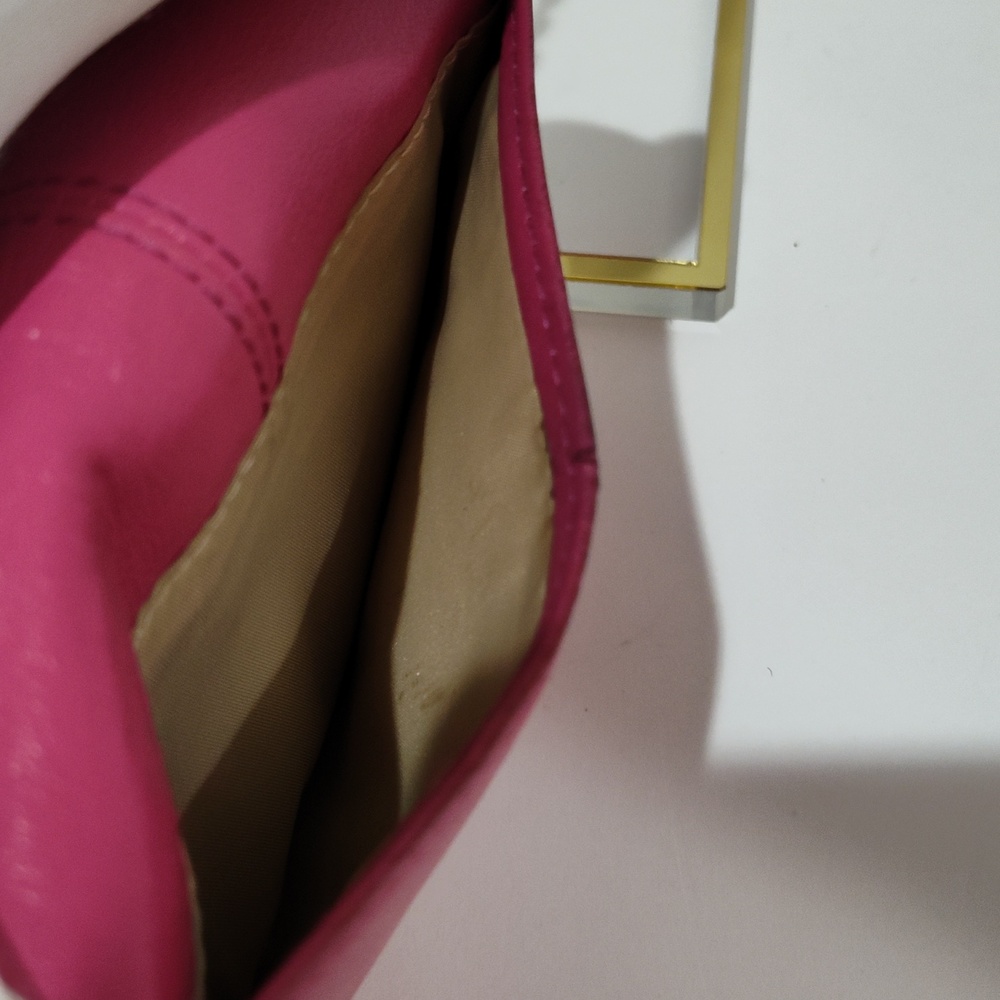 Coach Fuchsia Wallet - Picture 4 of 11